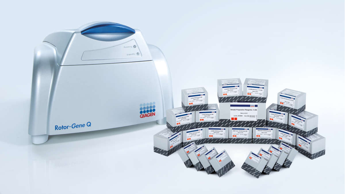 Rotor-Gene Q with all care kits