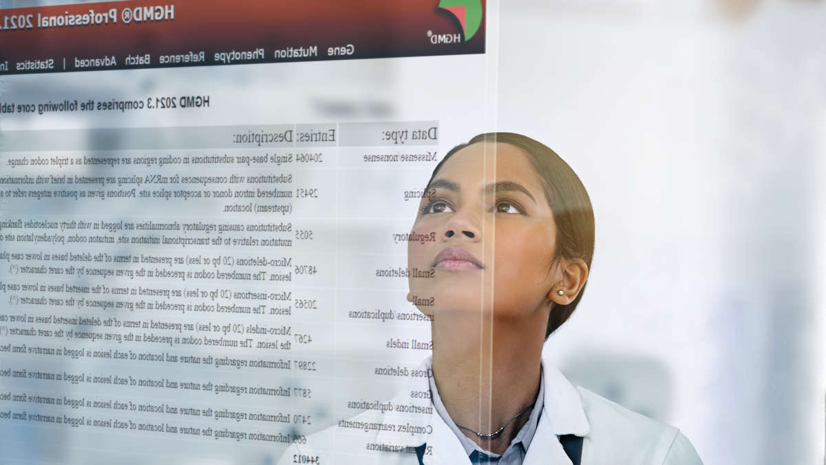 woman looking at the hologram screen