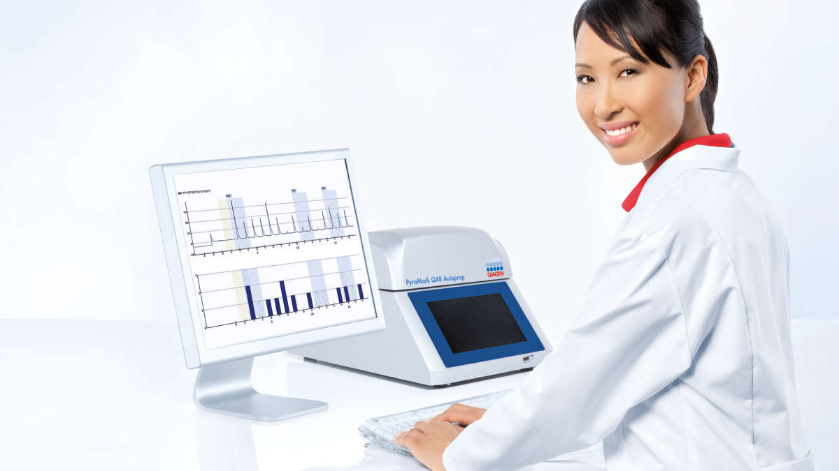 Female scientist in a laboratory