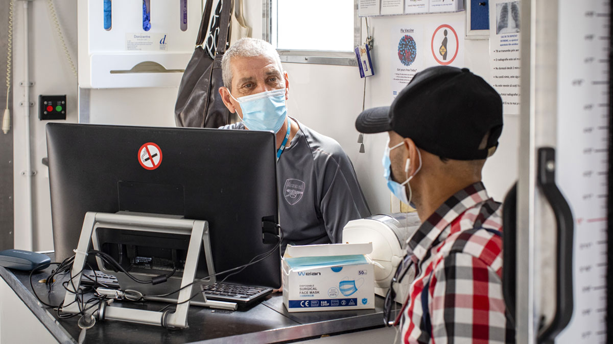 Mobile health unit service